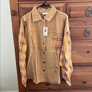 Easel Camel Distressed Button-Up Shirt Top Size Large NWT